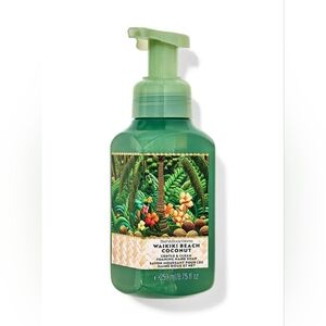 Bath & Body Works Waikiki Beach Coconut Hand Soap - Green